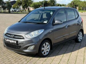 Used 2012 Hyundai i10 for sale in Cape Town, photo 2