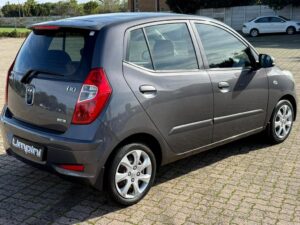 Used 2012 Hyundai i10 for sale in Cape Town, photo 5