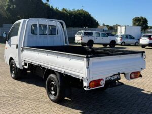 Used 2017 Hyundai H100 Bakkie for sale in Cape Town, photo 3