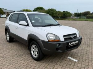 Used 2010 Hyundai Tucson for sale in Cape Town, photo 4