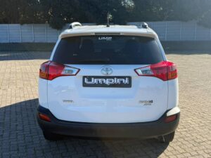 Used 2014 Toyota RAV 4 for sale in Cape Town, photo 3